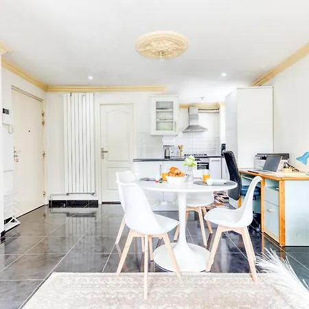 Apartament Le Coin Parfait - Rer B - Orly Airport